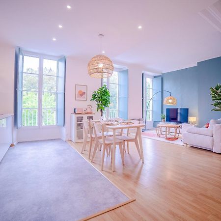La Vue Royale - Face Au Chateau - Wifi - 4 Personnes Pau Kültér fotó
